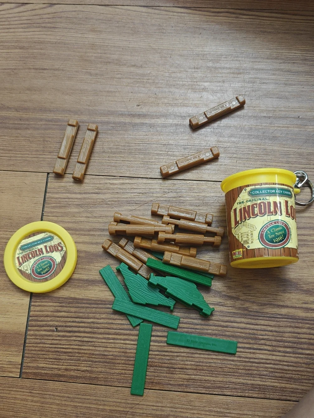 Collector keychain Lincoln Logs the original